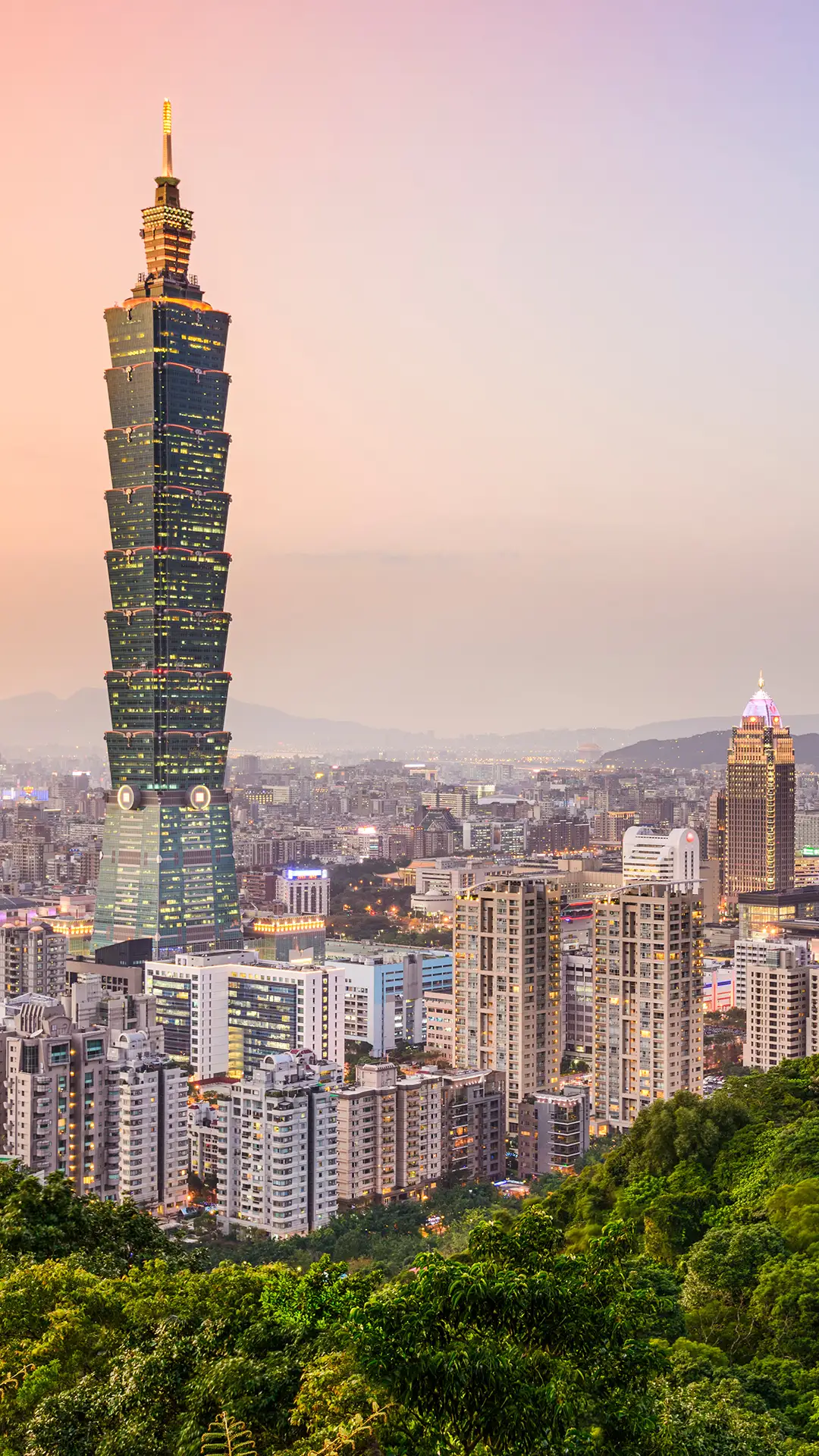 Taipei, Taiwan city skyline.